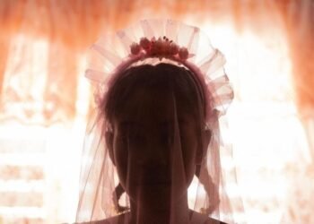 Paula Cury hace historia en Guadalajara: su documental Niñas escarlatas arrasa con dos premios internacionales