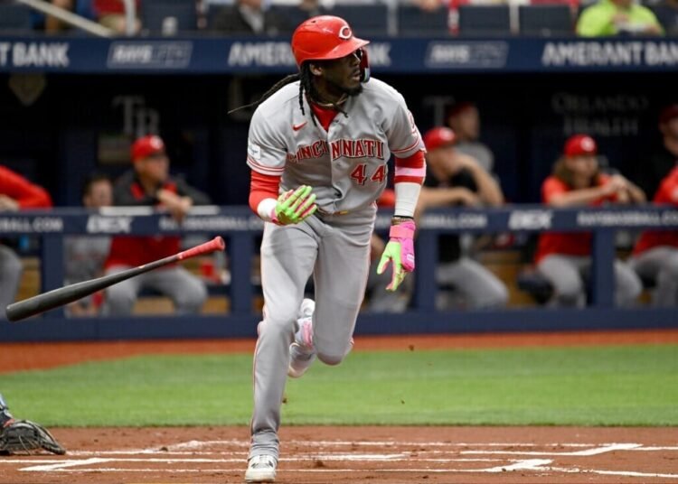 El show de Elly De La Cruz: dos jonrones electrizantes que sacuden las Grandes Ligas