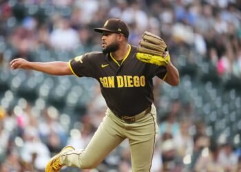 Dominio total: lanzador blanquea a los Rockies durante siete episodios de antología