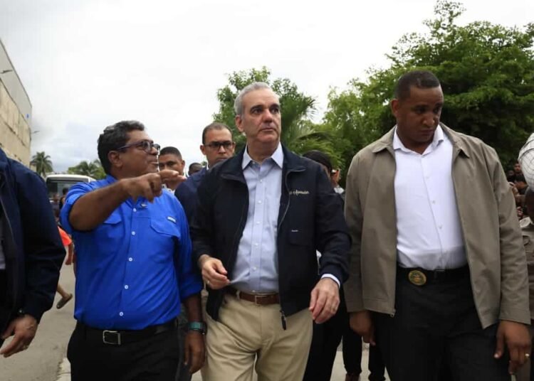 Abinader anuncia ayuda inmediata para los afectados por las lluvias tras emergencia nacional