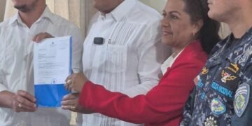 Abinader anuncia construcción de nuevos cementerios en Sánchez Ramírez