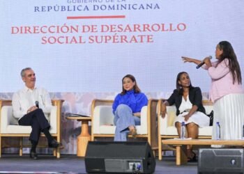 Abinader lanza un llamado urgente a denunciar la violencia de género en el país