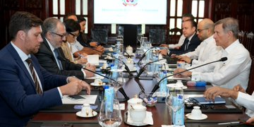 Crisis en Haití: Canciller sostiene reunión clave con líder de poderosa pandilla armada