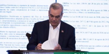 Adiós a las candidaturas independientes: Abinader promulga ley que cambia las reglas electorales en RD