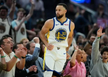 Stephen Curry vuelve al rescate: ¿Podrá salvar el destino de los Warriors?
