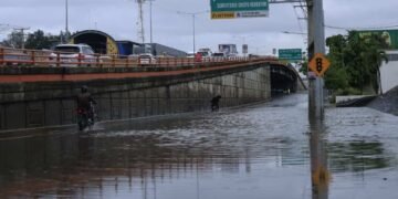 Santo Domingo bajo el agua: el colapso del drenaje tras las lluvias intensas