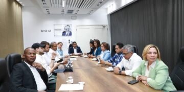 República Dominicana y Arabia Saudita firman histórico acuerdo para abrir vuelos directos