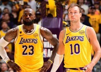 Kennard lidera el triunfo de los Lakers sobre los Rockets en una noche histórica