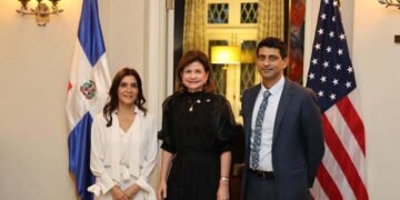 Raquel Peña bendice el nuevo hogar de Leah Campos en un emotivo encuentro