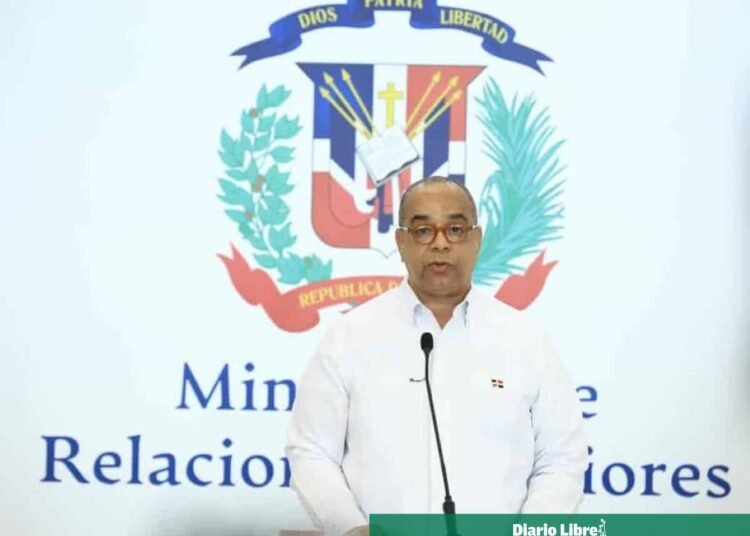 El Estado tomará el control total de los ingresos en todos los consulados