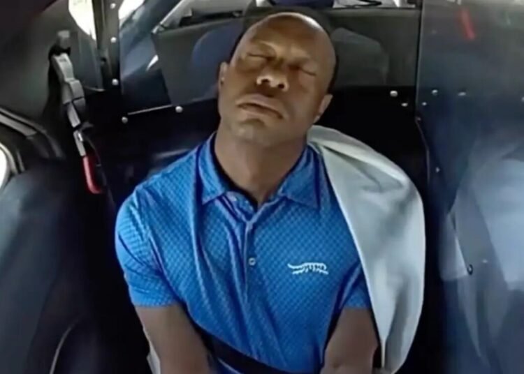 Tiger Woods revela charlas con Trump mientras estaba ebrio