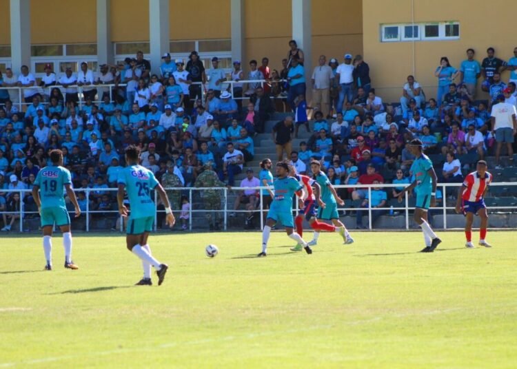 Todo está listo en Salcedo: vive la gran final de ida del fútbol dominicano