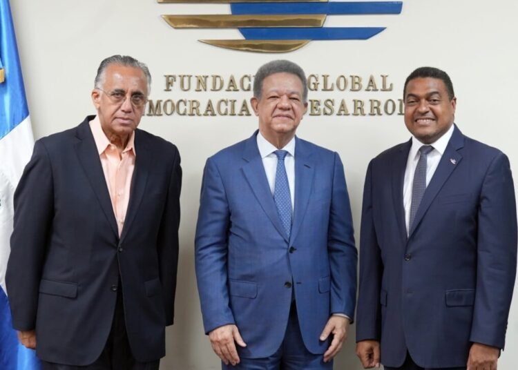Leonel Fernández respalda los Juegos Centroamericanos y del Caribe Santo Domingo 2026
