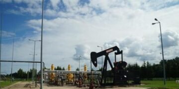 El petróleo se dispara: escalada de tensión en el estrecho de Ormuz sacude los mercados globales