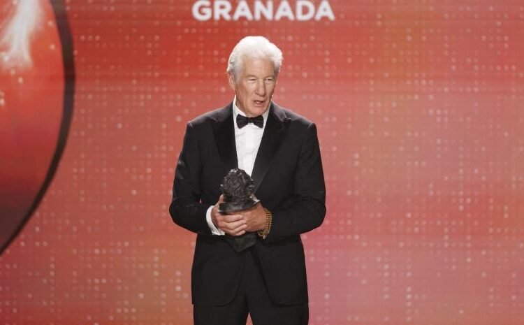 Richard Gere y Diana Silvers protagonizarán la esperada adaptación cinematográfica de Asymmetry