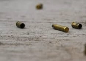 Tragedia en Texas: Tiroteo masivo deja dos adolescentes muertos y diez heridos