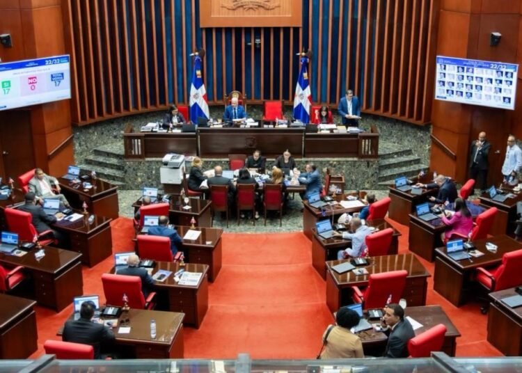 Senadores exigen protección urgente para víctimas de violencia de género