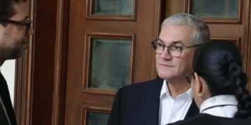 Archivan caso contra Gonzalo Castillo por falta de pruebas y queda fuera de juicio