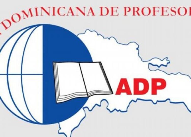 ADP se querella contra director distrital de Laguna Salada por violencia física y amenazas