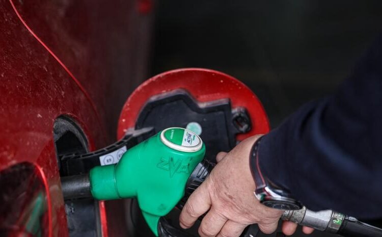 Golpe al bolsillo: Gasolinas y gasoil suben hasta 9 pesos desde esta semana