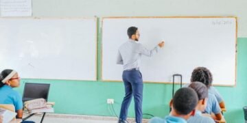Revelan las calificaciones reales de los profesores: estos fueron los resultados obtenidos