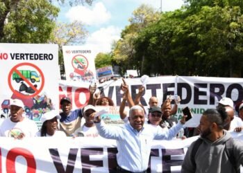 Exigen a Abinader replicar el modelo de San Juan en el vertedero de La Cuaba para frenar la crisis ambiental