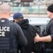 Freno judicial a ICE: Juez prohíbe arrestos en tribunales de inmigración de Nueva York