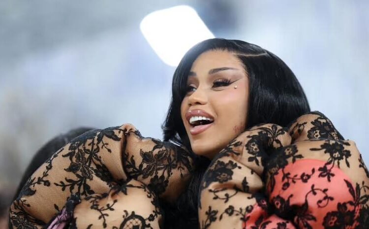 Bad Bunny, Rauw Alejandro, Cardi B y Maluma: las estrellas latinas que se robaron la Met Gala junto a Marcello Hernández