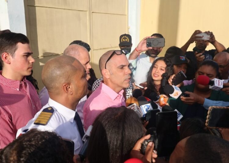Mario José Redondo Llenas egresa de Najayo convertido en abogado y técnico agrícola