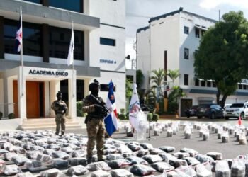 DNCD incauta 1,295 paquetes de droga y arresta a cuatro personas en costas de Pedernales