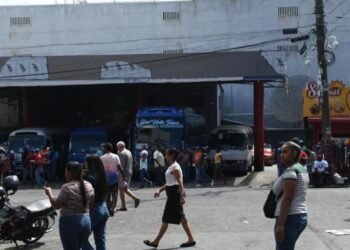 Furia camionera: el alza de combustibles desata una nueva crisis en el sector