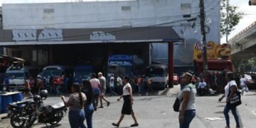 Furia camionera: el alza de combustibles desata una nueva crisis en el sector
