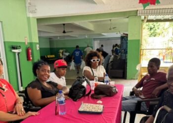 Madres con discapacidad celebran su día en un evento diseñado para la inclusión total