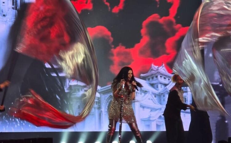 Laura Pausini reconquista República Dominicana tras 14 años de espera
