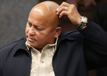 Exjefe de la policía en Filipinas se refugia en el Senado para evitar su arresto: estos son los cargos en su contra