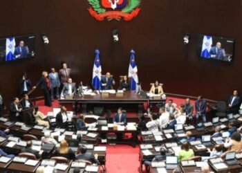 Ponen freno a los abusos en estados de excepción: El nuevo plan de CD en República Dominicana