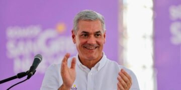 Gonzalo Castillo vuelve al ruedo: confirma sus aspiraciones presidenciales tras superar fallo judicial