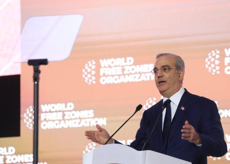 RD se consolida como epicentro mundial de inversión según Luis Abinader en el Congreso de Zonas Francas