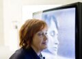Muere Valie Export: la artista feminista que revolucionó el arte y fue inspiración clave para Rosalía