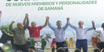 Golpe al PLD en Samaná: Leonel Fernández juramenta al dirigente Miguel Ángel “Muñeco” en la Fuerza del Pueblo