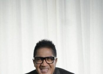 Kinito Méndez sorprende al ritmo de salsa: El hombre merengue lanza su versión más explosiva