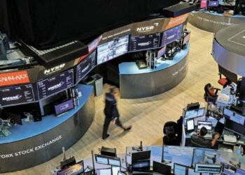 Wall Street termina en terreno mixto: el desplome de las tecnológicas frena el optimismo del mercado