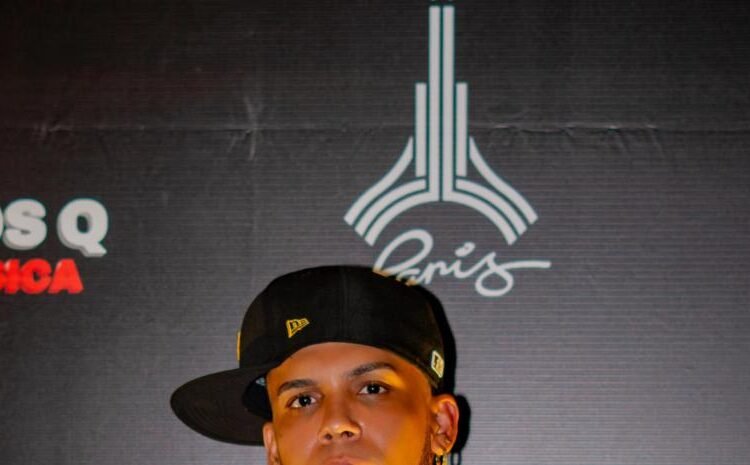 Dixson Waz hace historia: su legendaria trayectoria musical es galardonada en los Premios Q 2026