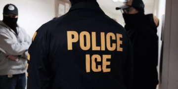 Agente federal bajo proceso tras disparar a migrante venezolano en operativo