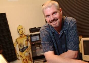 Muere Tom Kane, la legendaria voz de Yoda y el Profesor Utonio, a los 64 años