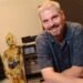 Muere Tom Kane, la legendaria voz de Yoda y el Profesor Utonio, a los 64 años