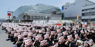 Huelga en Samsung: las demandas de los trabajadores que ponen en jaque a la tecnológica ante pérdidas millonarias