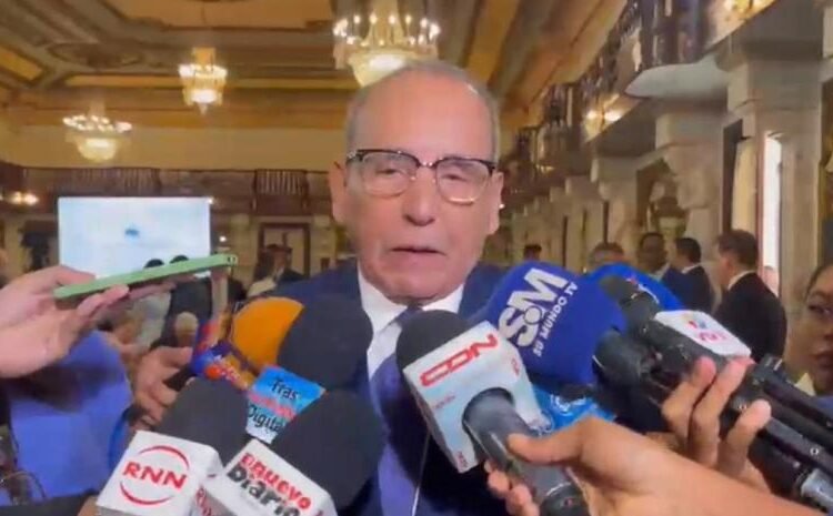Carlos Balcácer arremete contra Henry Molina: ¿Cómplice o incapaz frente al presupuesto de Abinader?