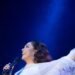 Isabel Pantoja hace historia en Altos de Chavón con un concierto sinfónico inolvidable junto a la Filarmónica de Santo Domingo