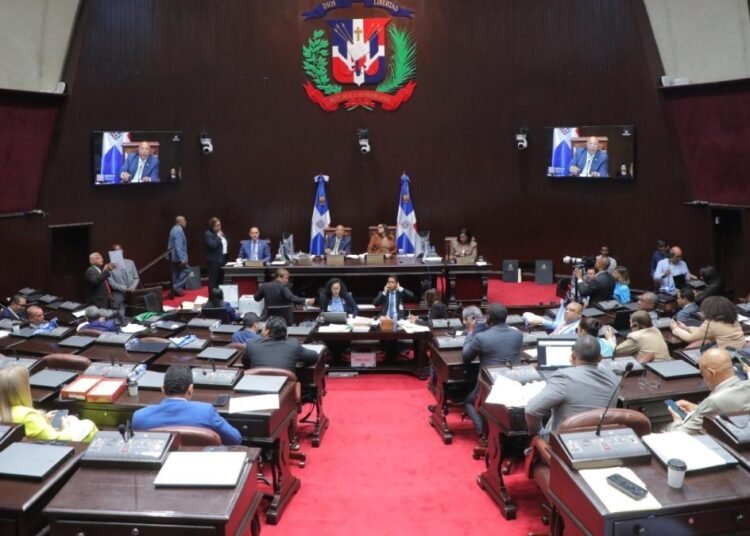 Código de Trabajo: Cámara de Diputados aprueba en primera discusión histórica reforma laboral